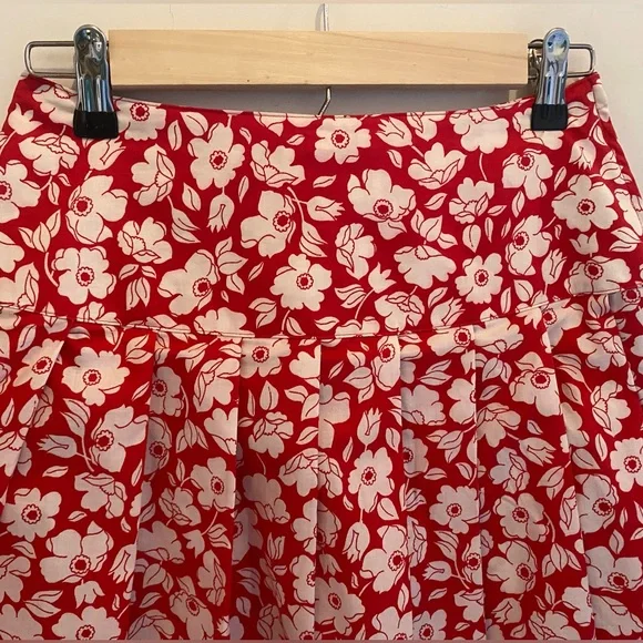 Beautiful Vintage Floral Laura Ashley Midi Skirt - Picture 3 of 7